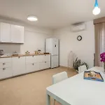 度假居 3 Bedroom Beautiful In Barbat *